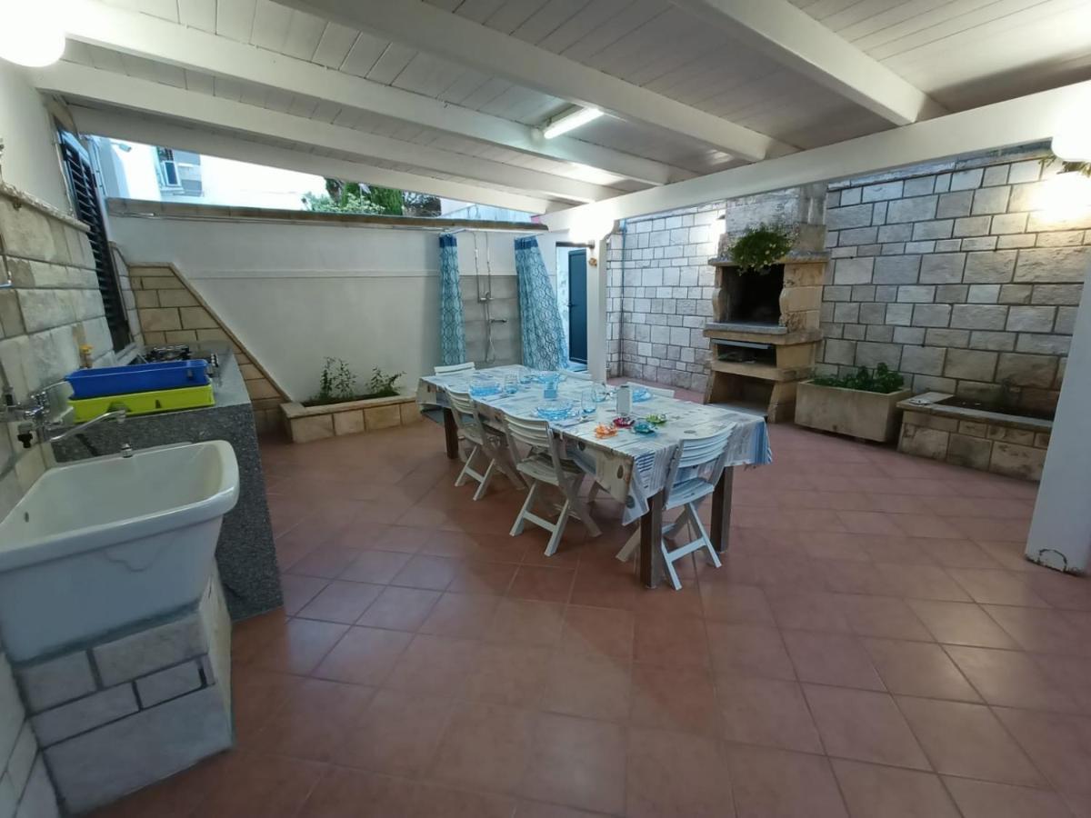 Villetta Poesia 50 M Dal Mare Con Giardino E Parcheggio Torre dell'Orso Ngoại thất bức ảnh