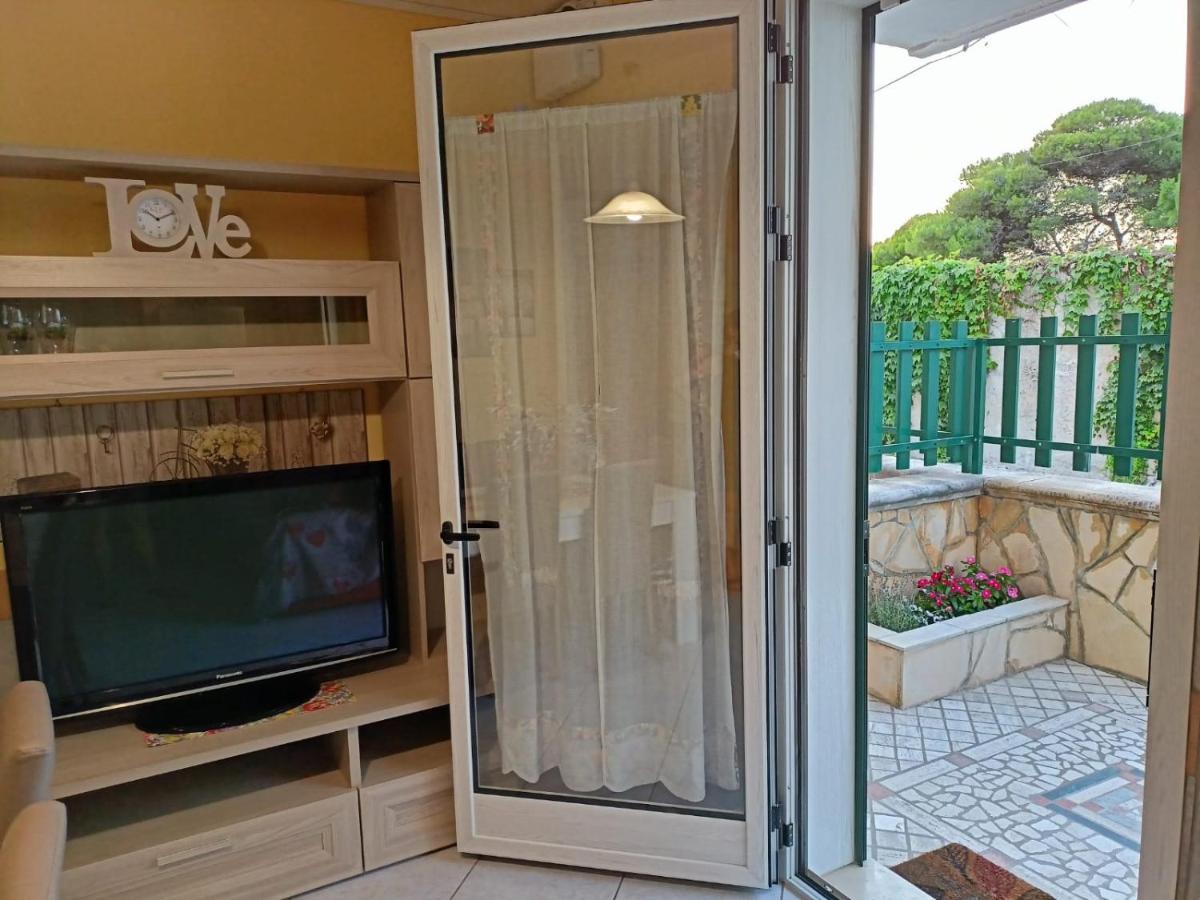 Villetta Poesia 50 M Dal Mare Con Giardino E Parcheggio Torre dell'Orso Ngoại thất bức ảnh